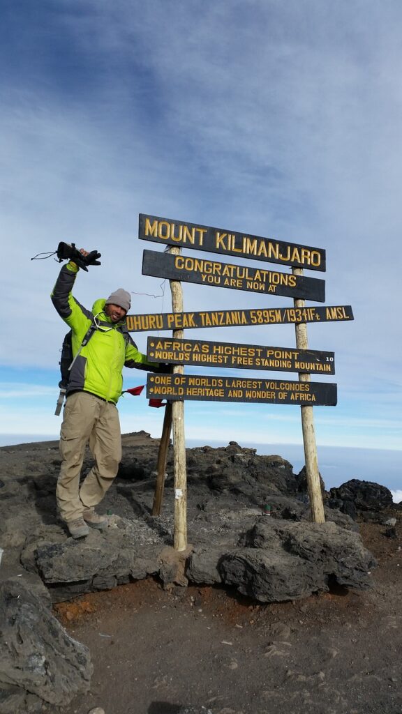 Trekking Mount Kilimanjaro: A Journey of a Lifetime 2 g48348942e53df9dd06eb5ee7020e348ddec4987cc2c6e8c2f18013b43181dedc77f5ac6b51d4d1f987485a37b05ff859b6f7a225cb8264fc5b613a3691e27e46_1280-1221879.jpg