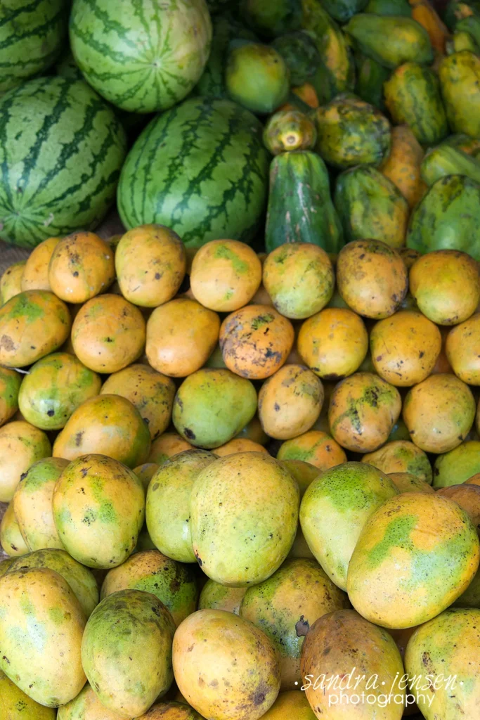 Cultural Riches of Tanzania’s Island Markets: A Traveler’s Guide 4 SJP 4844
