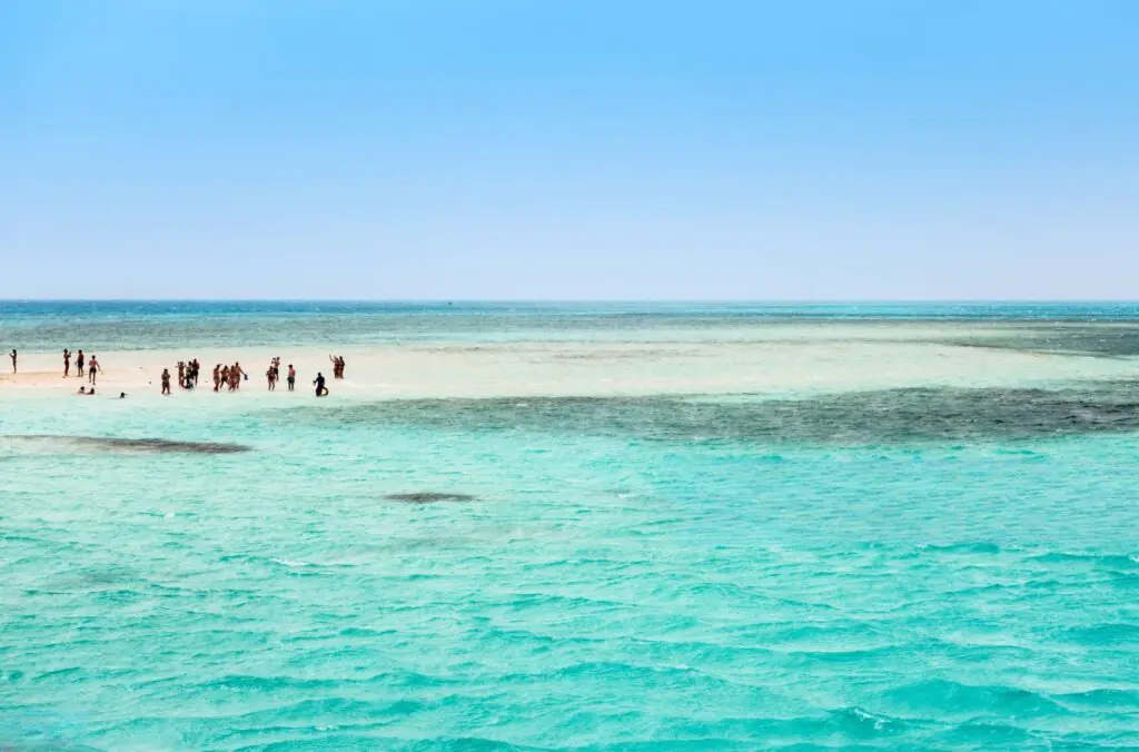 Fungu Yasin Sand Bar Picniking