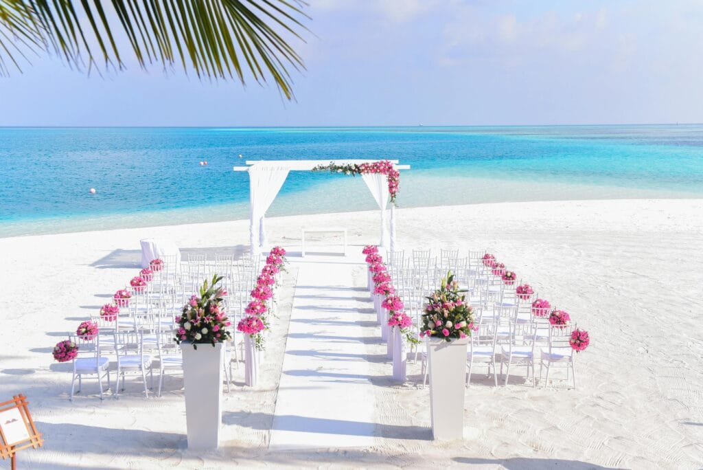 How to Plan a Zanzibar Destination Wedding: A Dream Ceremony on the Beach 12 Beach Wedding Theme