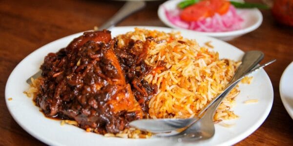 Zanzibar Food Guide: Must-Try Dishes for Every Food Lover 5 travel-guide-for-food-lovers-1024x512