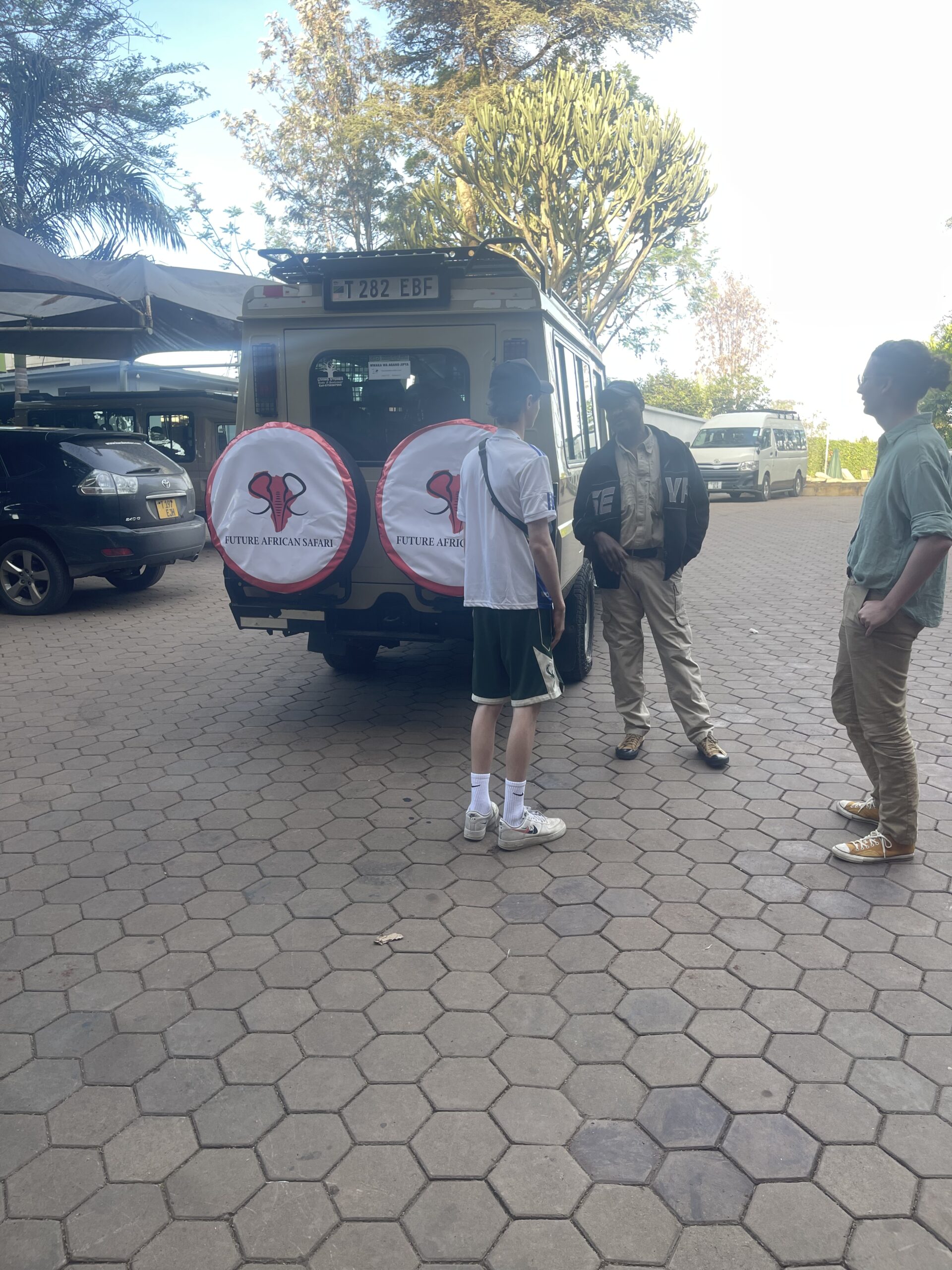 Unleash the Ultimate Safari Adventure with Future African Safari’s 4x4 Vehicles 1 IMG 1089 scaled