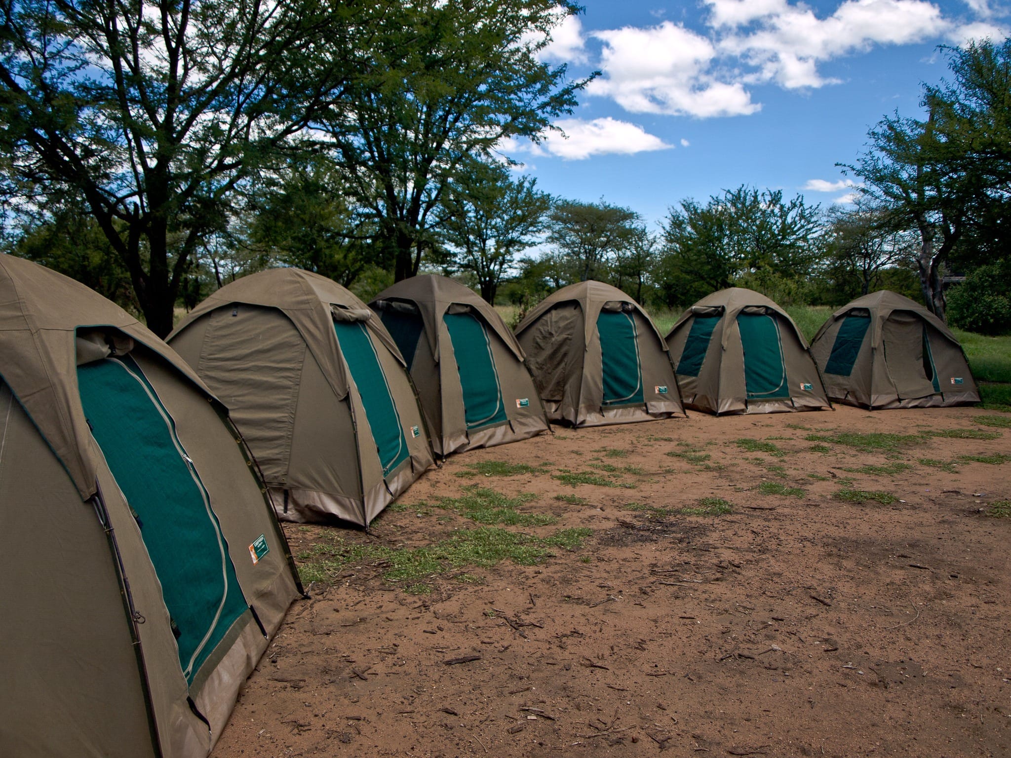 camping safari tanzania