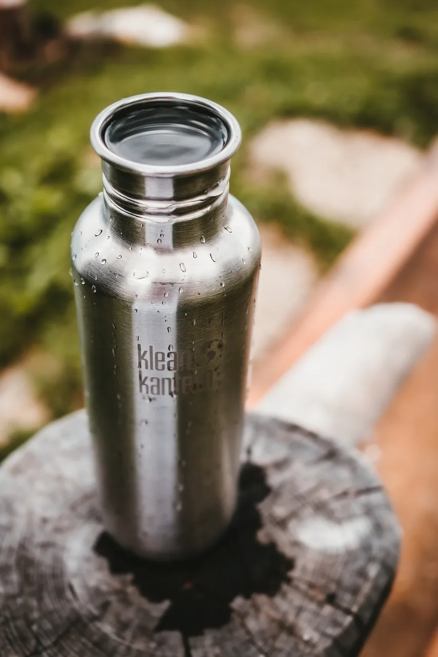 clean kanteen, metal bottle, bottle