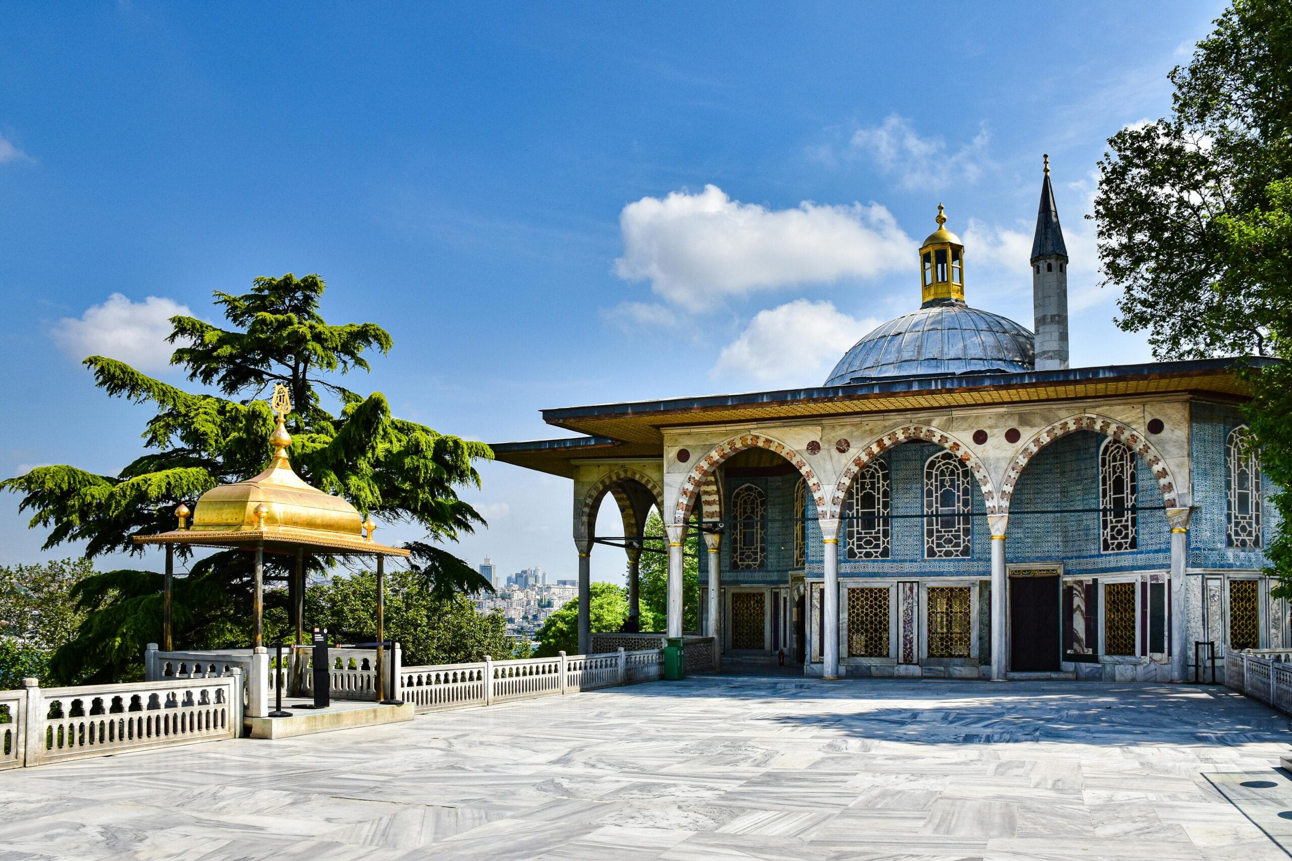A beautiful example of Ottoman architecture in Istanbul, showcasing traditional design elements.